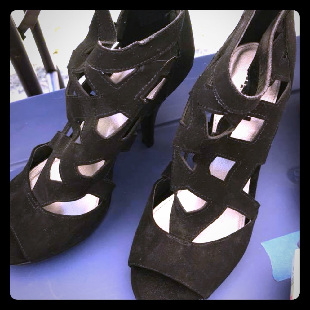 Black heels